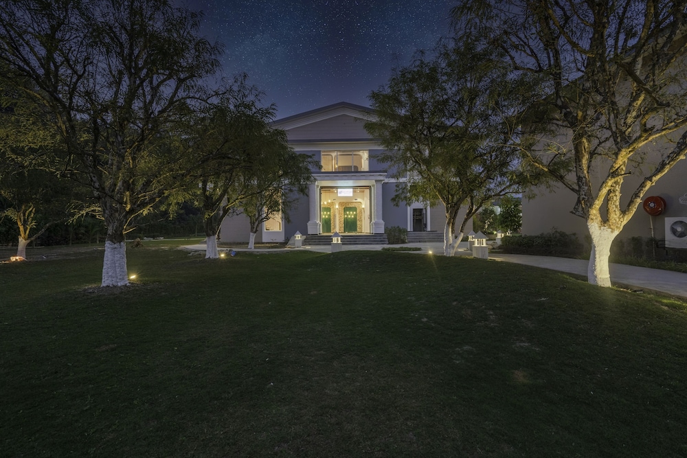 Excel Hotels & Resorts Corbett 46/49