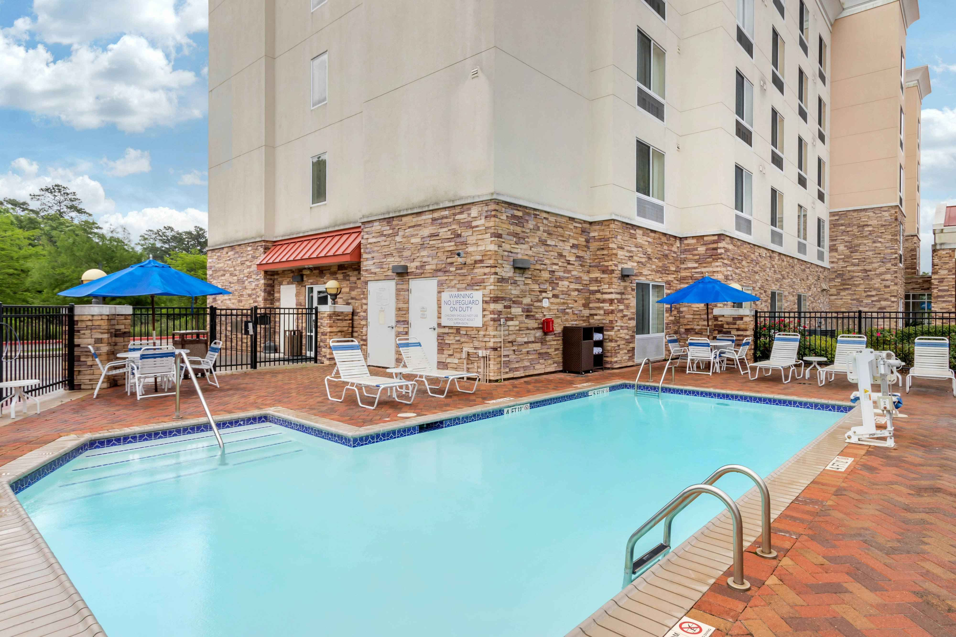 Fairfield Inn & Suites by Marriott Houston Conroe/Woodlands 9/10