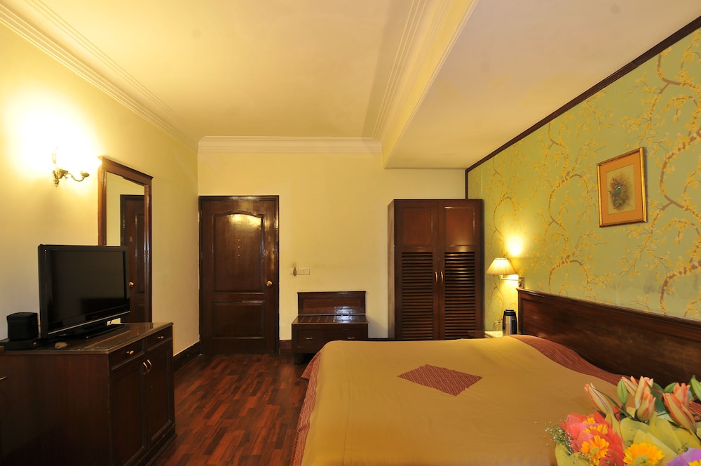 QUTUB RESIDENCY 7/31