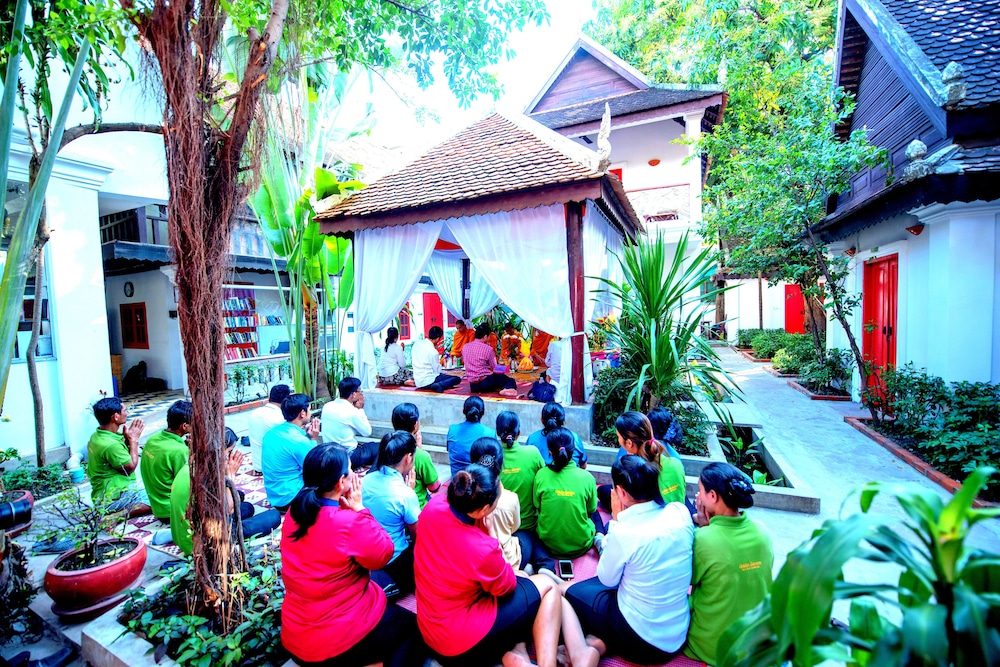 Villa Wat Damnak 50/50