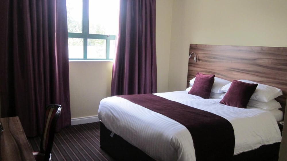 Mourne Country Hotel 6/23