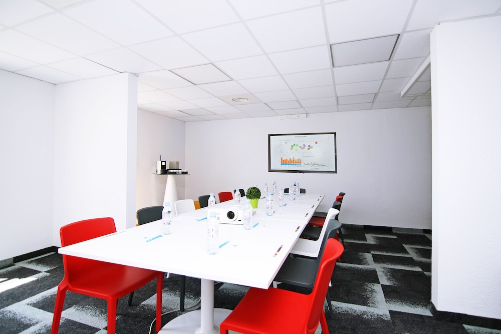 Ibis Styles Toulouse Labege 26/30