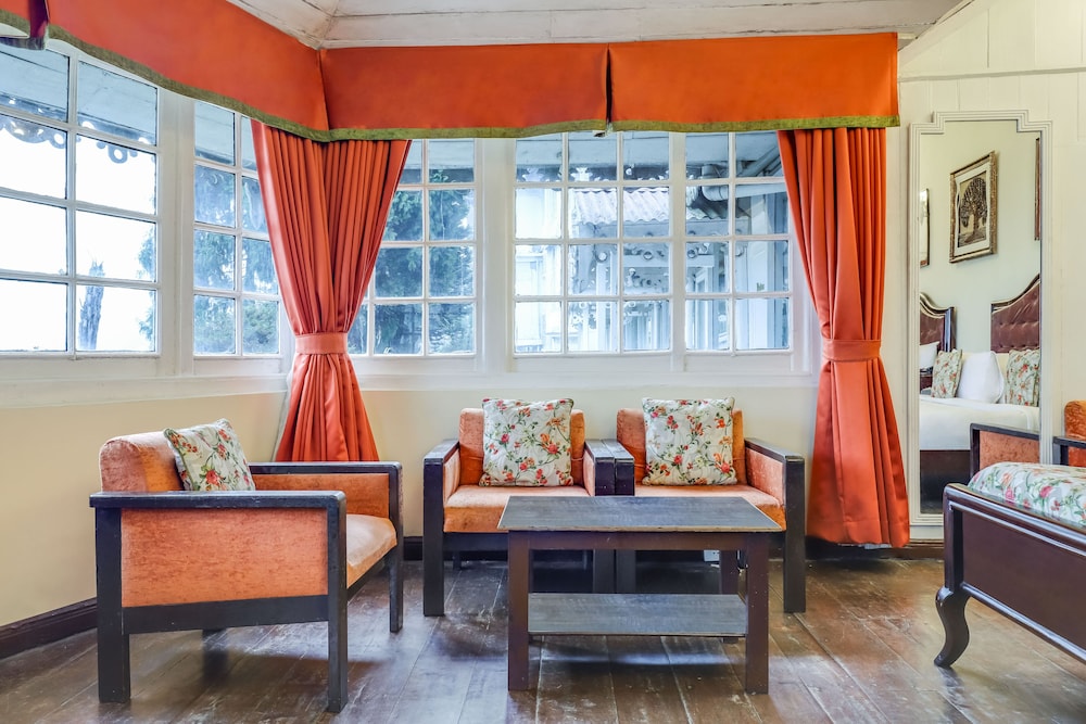 Summit Swiss Heritage Hotel 41/72