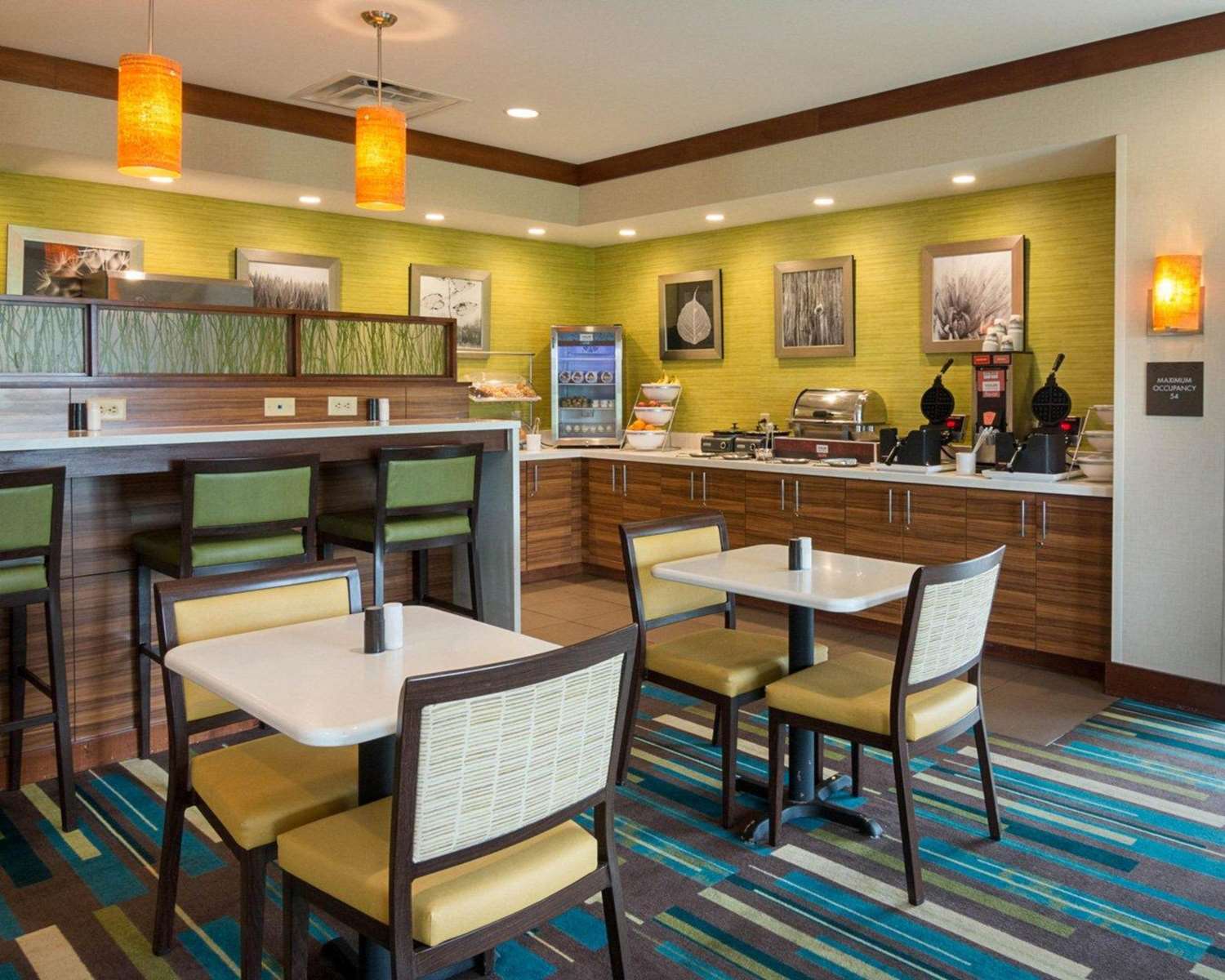 restaurant cafeteria