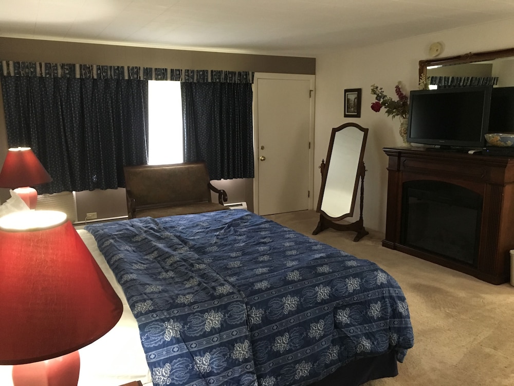 Weathervane Motel 11/70