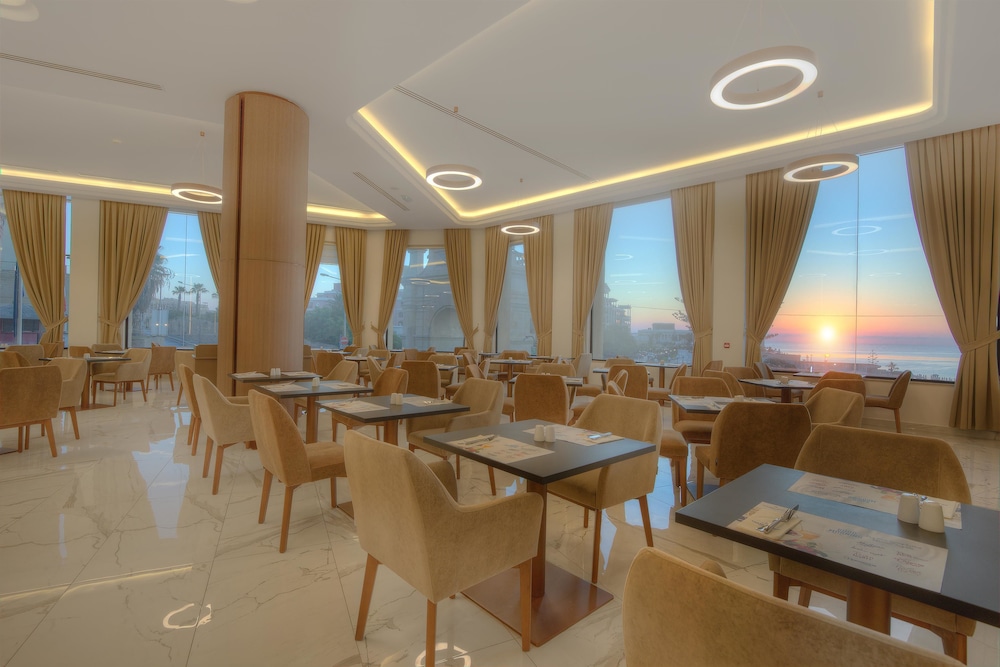 Vivaldi Hotel 53/71