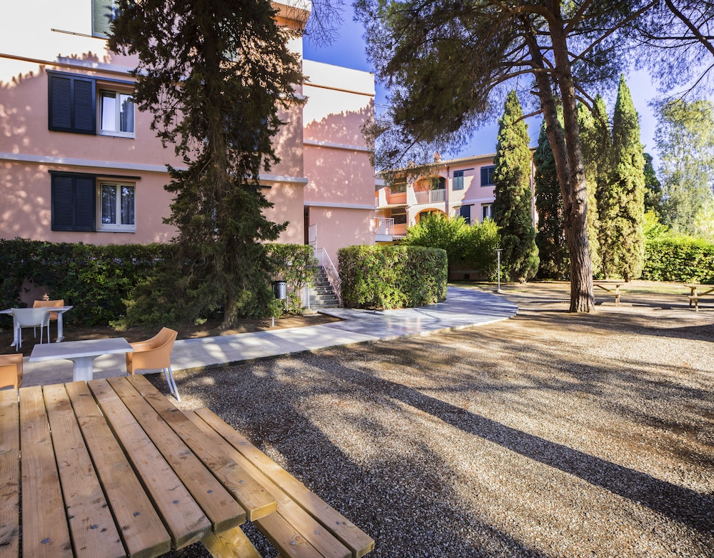 Uappala Hotel Lacona 55/59