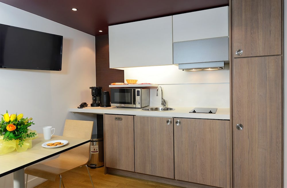 Residence Resideal Premium Cannes 33/42