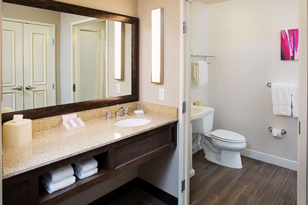 Hilton Garden Inn San Luis Obispo-Pismo Beach 12/50