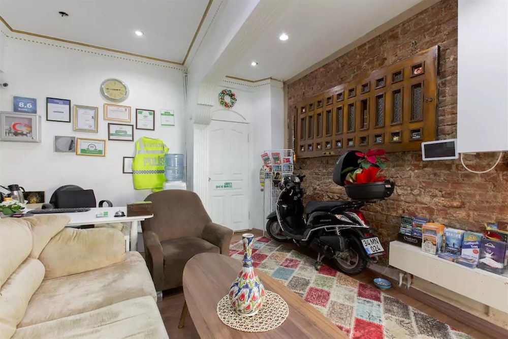 Taksim Green House Hostel Istanbul 41/68