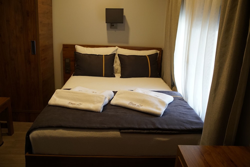 Room 23 Boutique Hotel 12/50