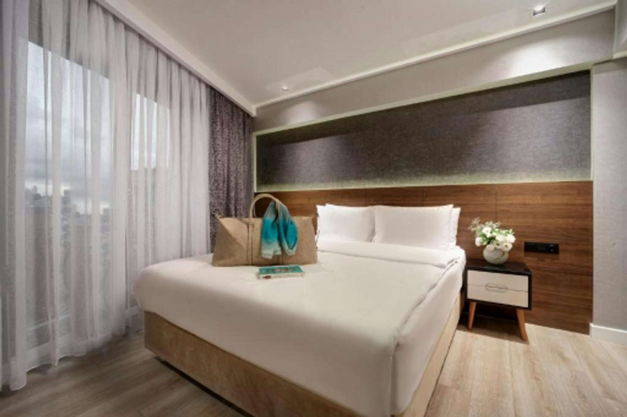 Dora Pera Hotel 20/63