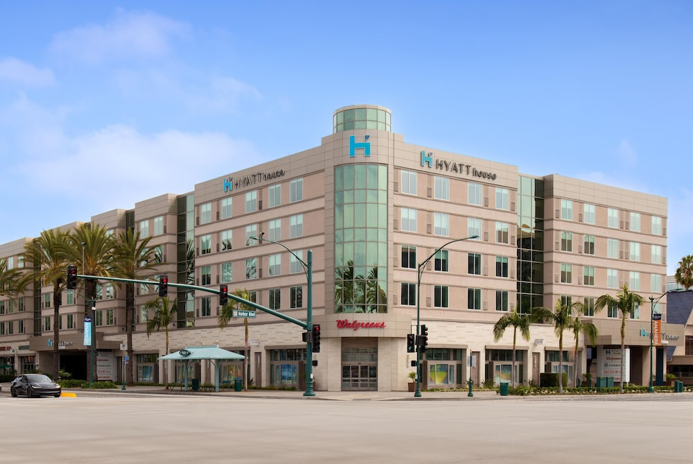 HYATT HOUSE AT ANAHEIM RESORT/CONVENTION CENTER 8/64