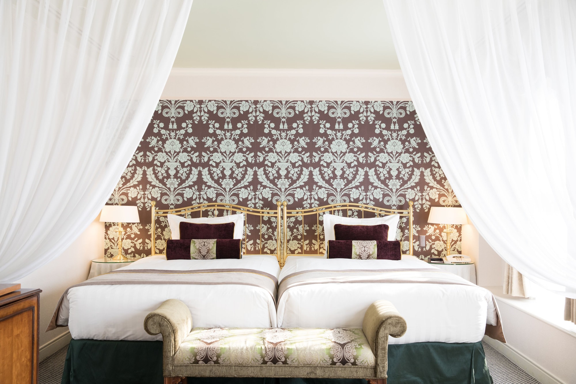 PRESIDENTIAL, TWIN BEDS