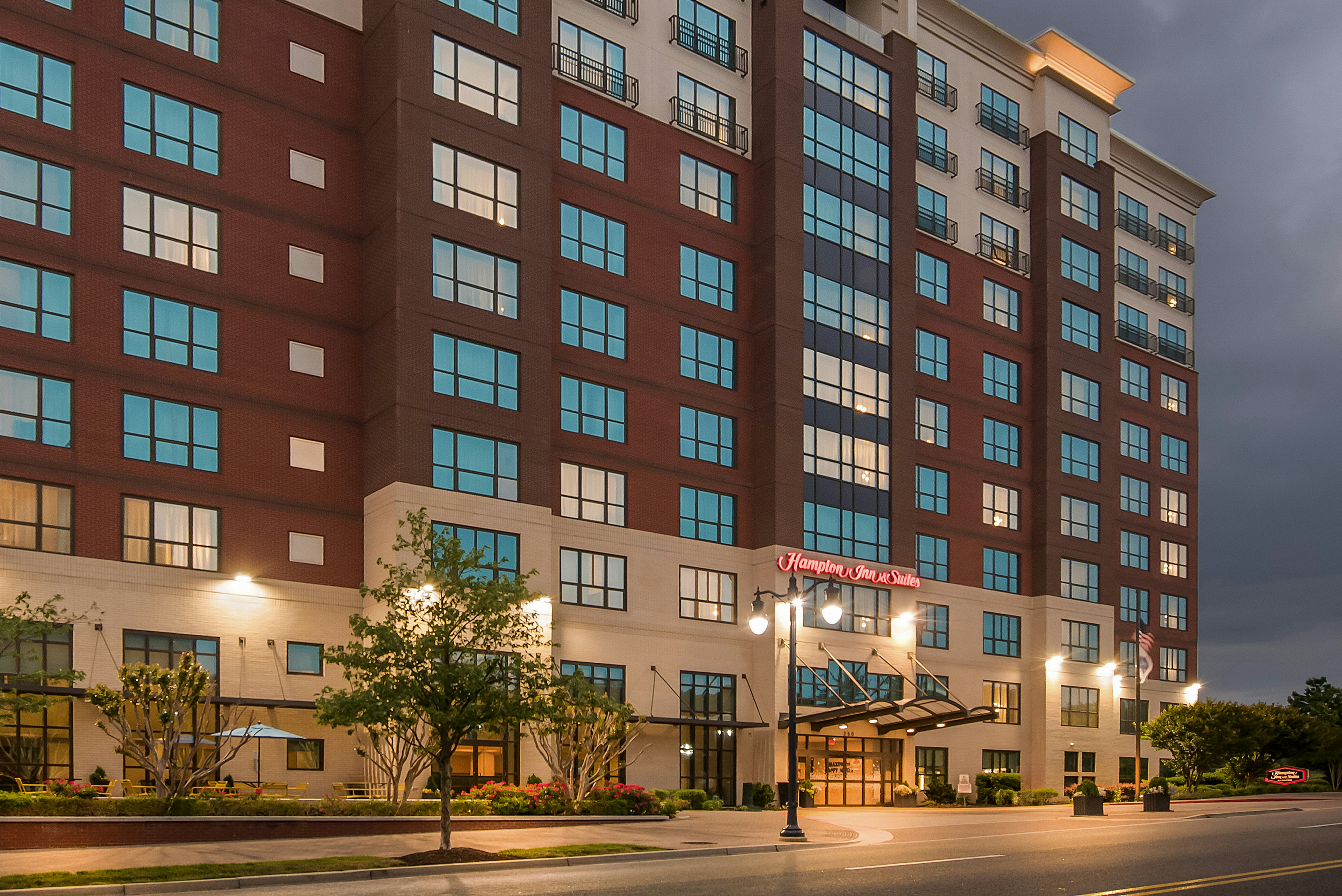 Hampton Inn & Suites National Harbor/Alexandria Area 7/43