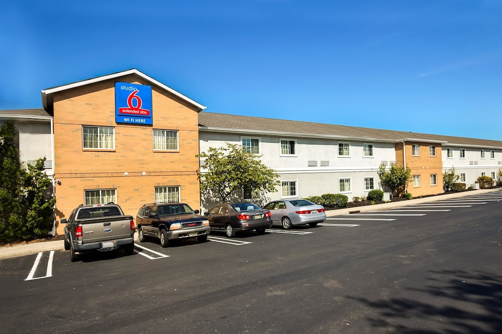 Studio6 East Brunswick, NJ - NYC Area in EAST BRUNSWICK - NJ