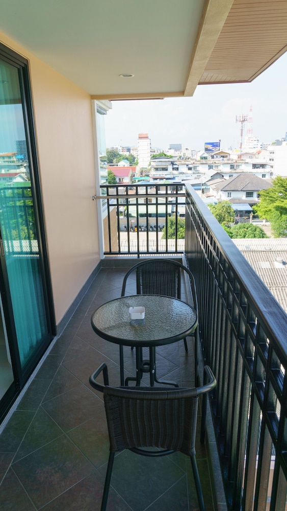 Visa Hotel Hua Hin 50/64