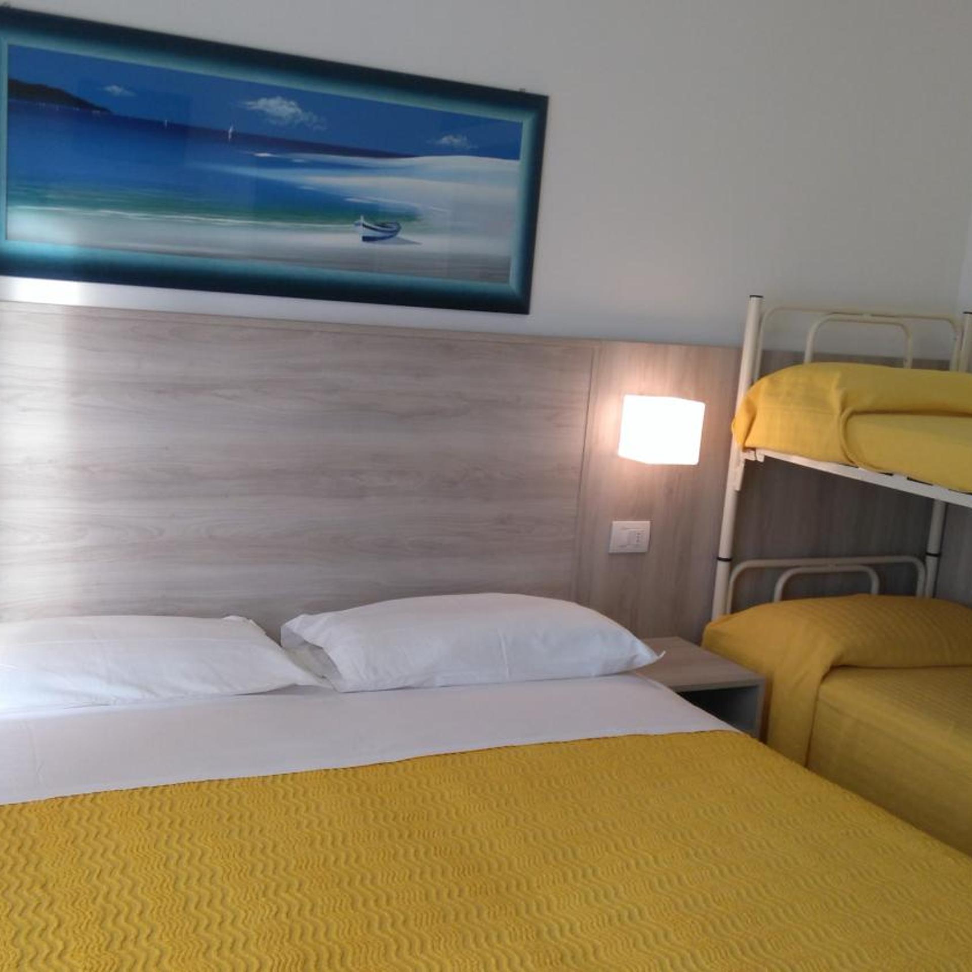 Hotel Monti 10/50