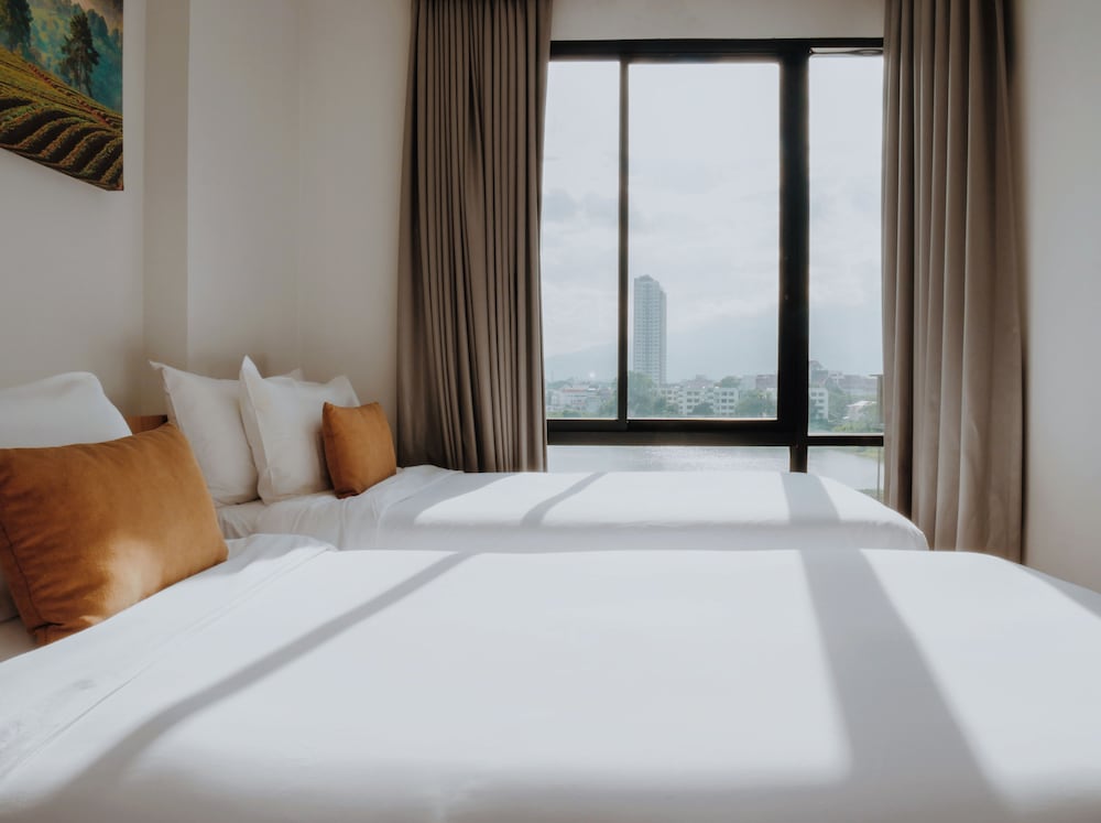 Brique Hotel Chiangmai 27/66