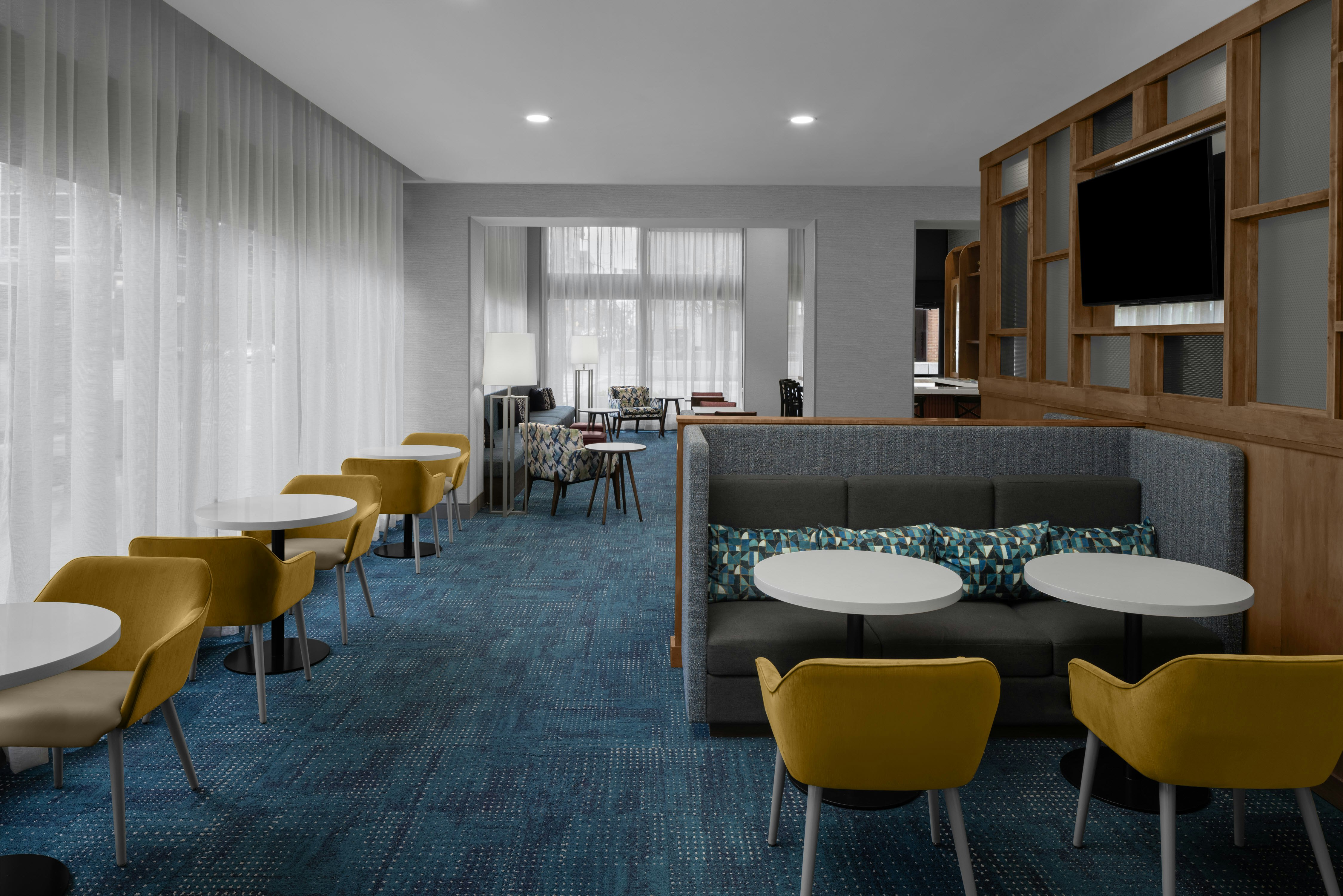 Hampton Inn Cleveland Downtown 37/44