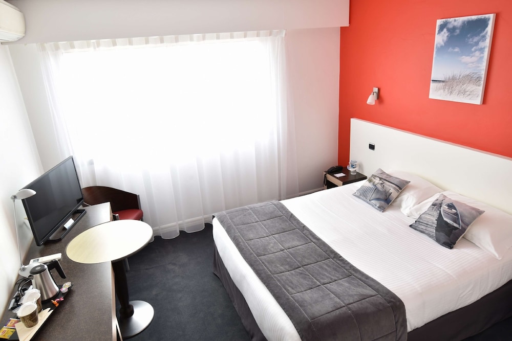 Kyriad Prestige Les Sables D Olonne Plage Centre Des Congres 21/65