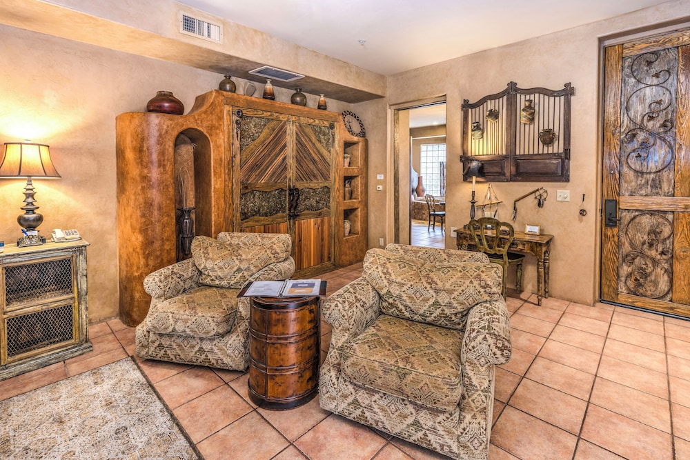 Adobe Grand Villas 57/73