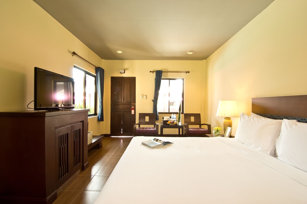 RB Resort Pattaya 18/65
