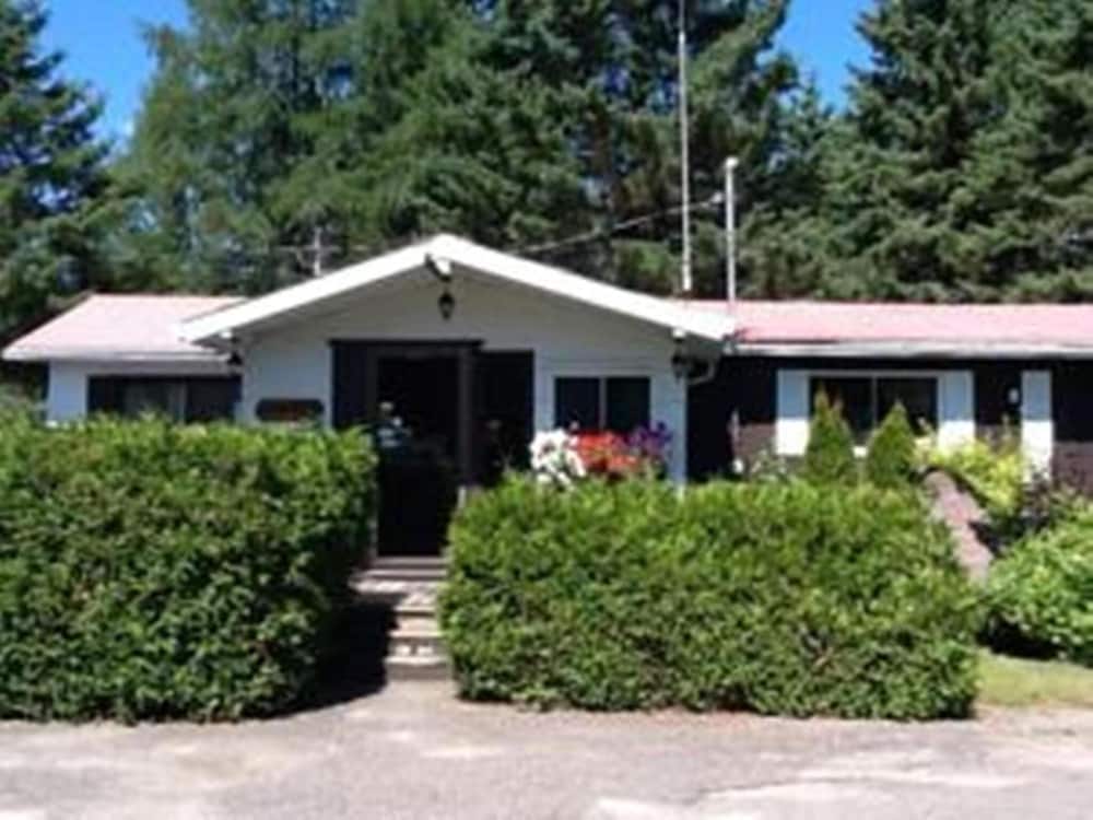 Auberge Mountain View Inn 28/32