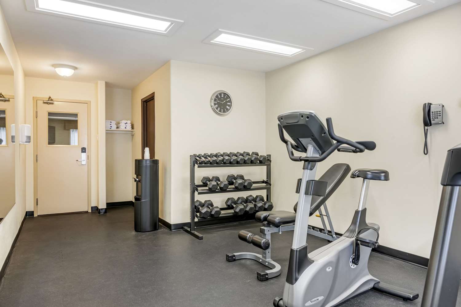 Quality Inn Airport Dieppe 7/12