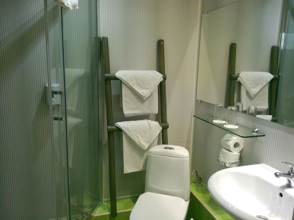 A1 Hotel 15/51