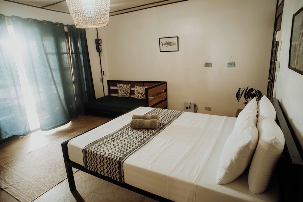 Fantasy Lodge Samboan Cebu 5/50
