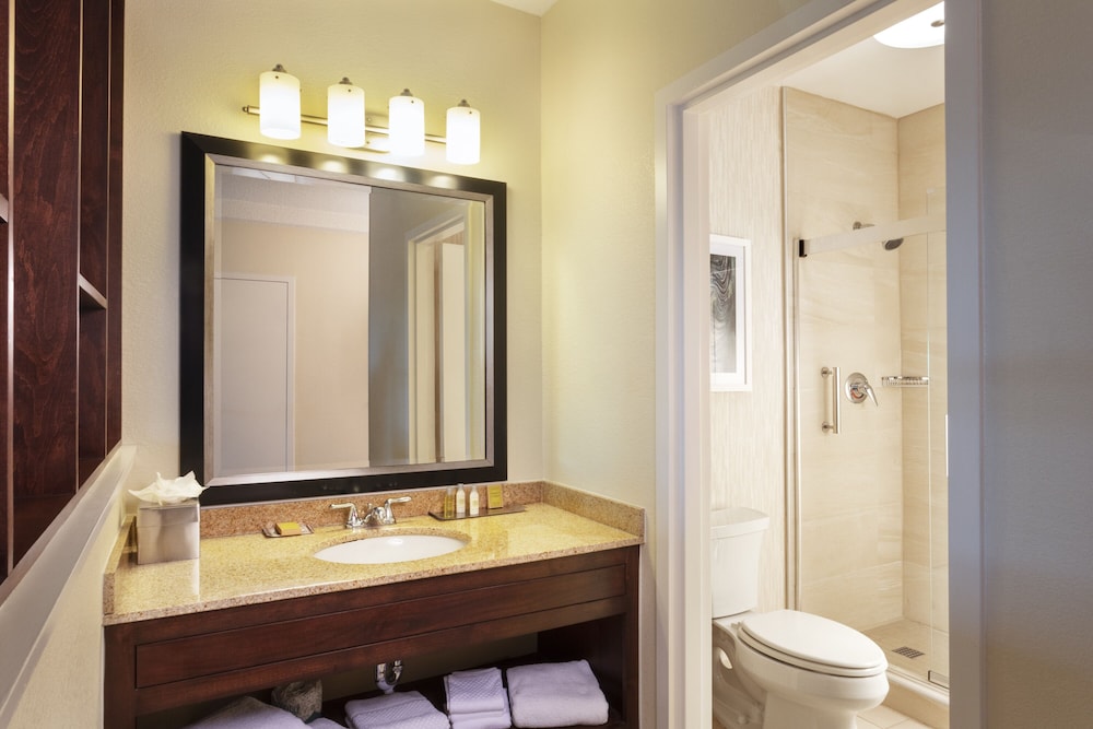 DoubleTree by Hilton Columbia South Carolina 13/43