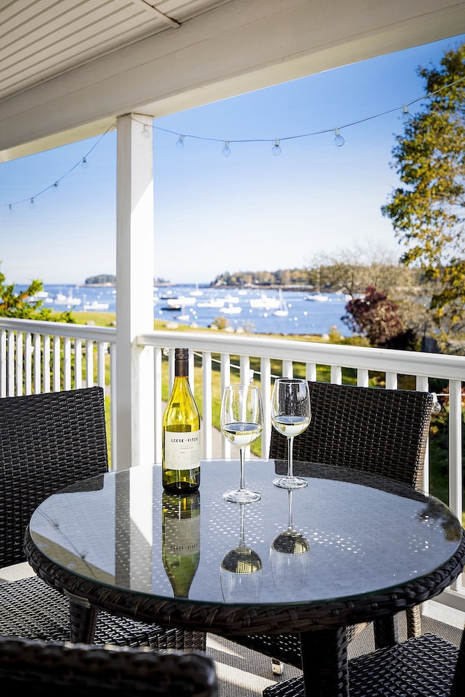 East Wind Inn 60/75