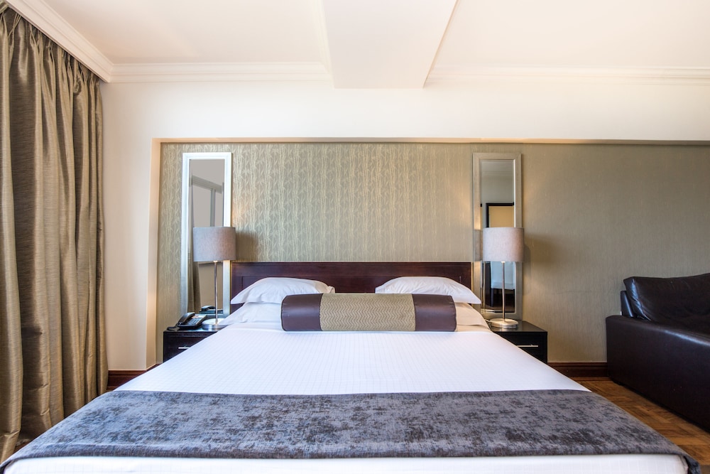 Belaire Suites 13/50