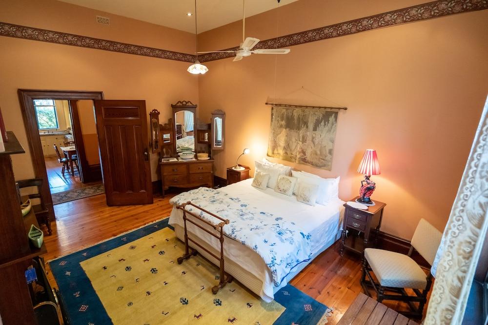 2 Bedrooms, Classic, Apartment, Butler