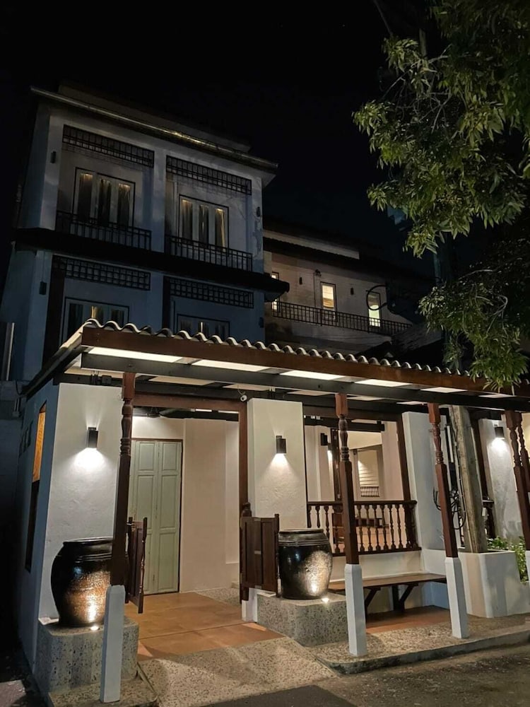 Thanicha Resort Amphawa 1/72