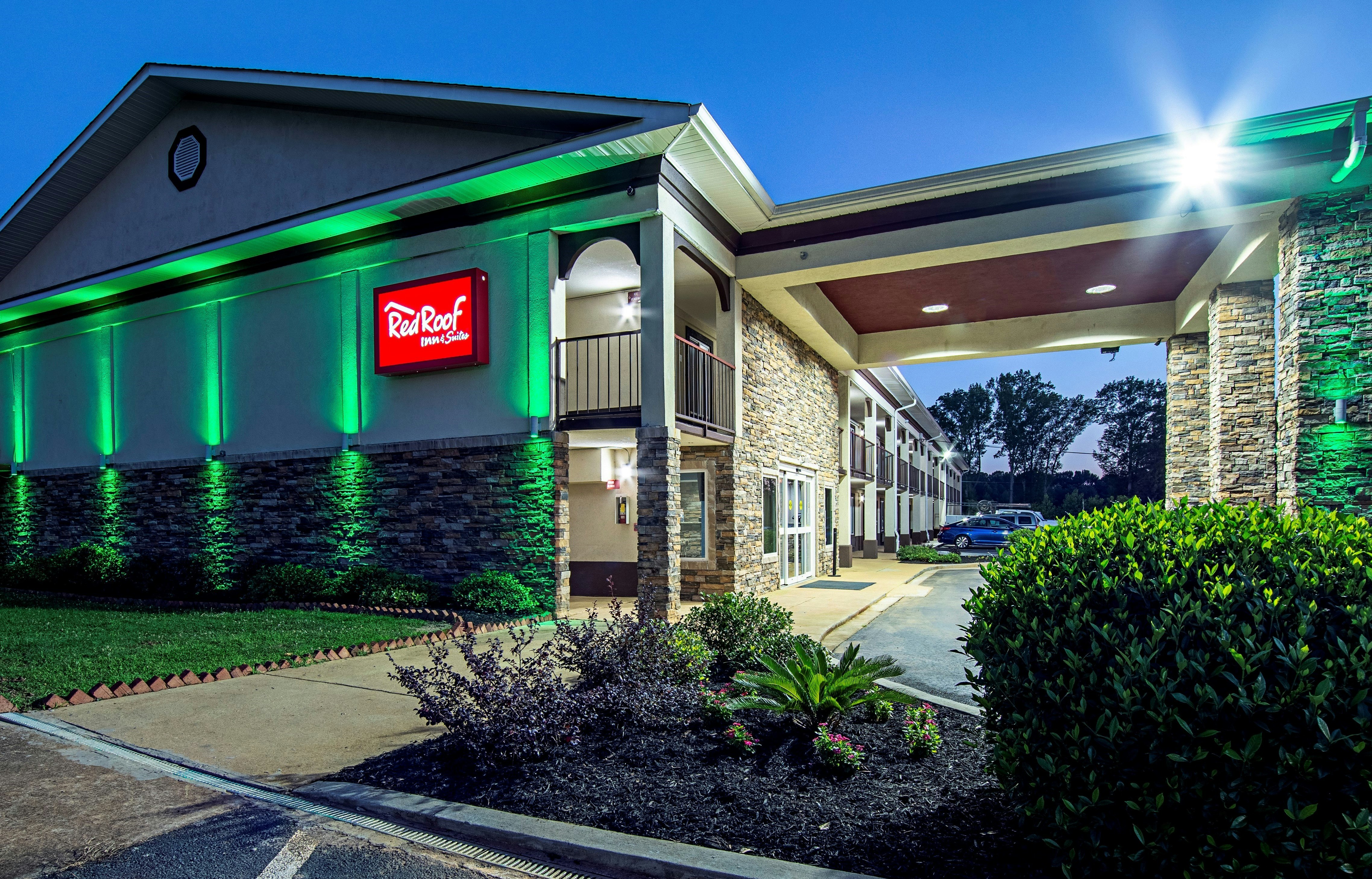 Red Roof Inn Suites Greenwood Sc 12/37