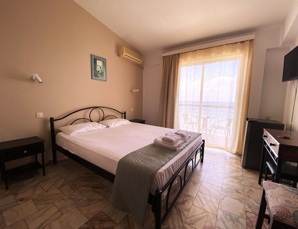 El Greco Hotel 10/50