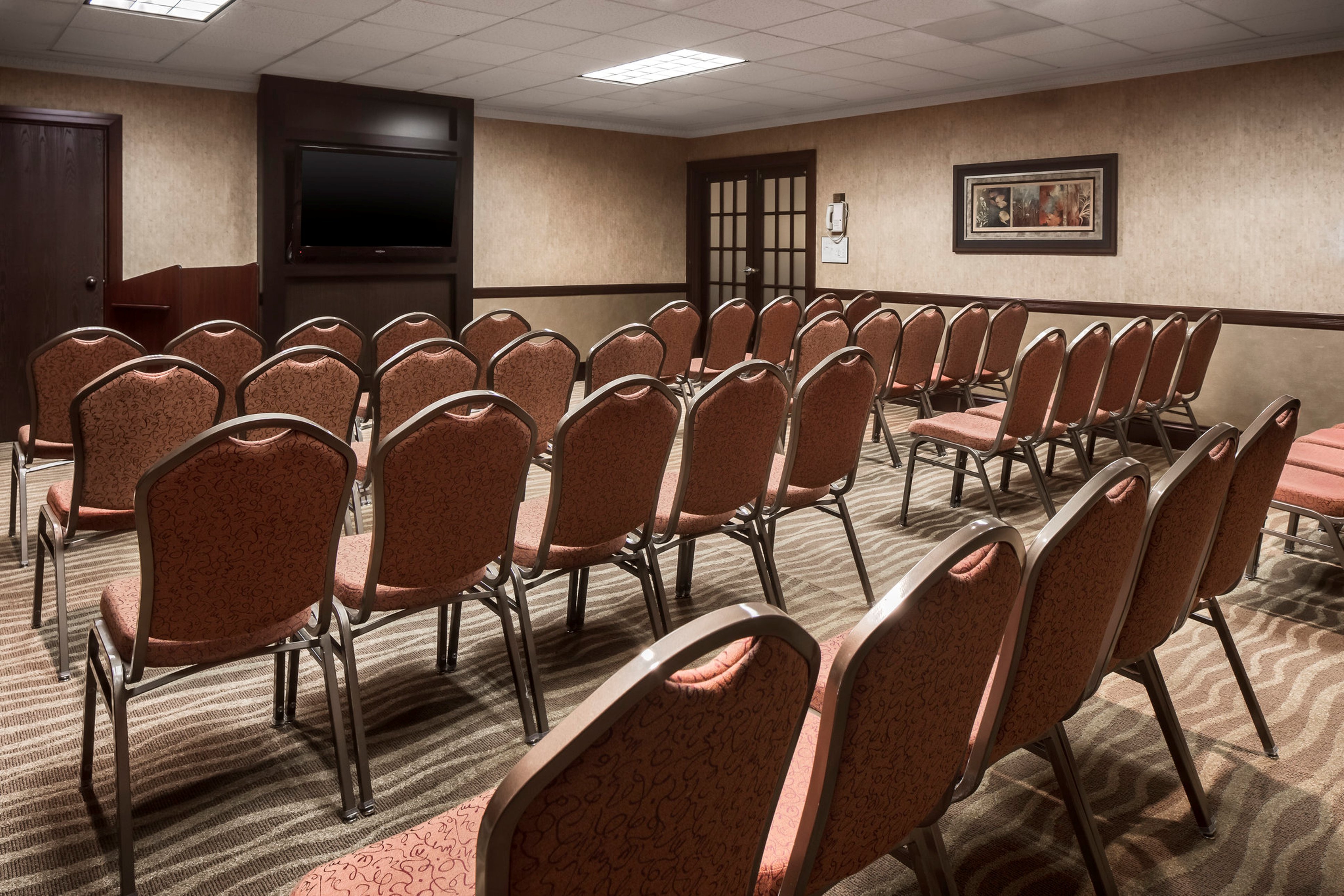 Holiday Inn Dubuque/Galena 63/78