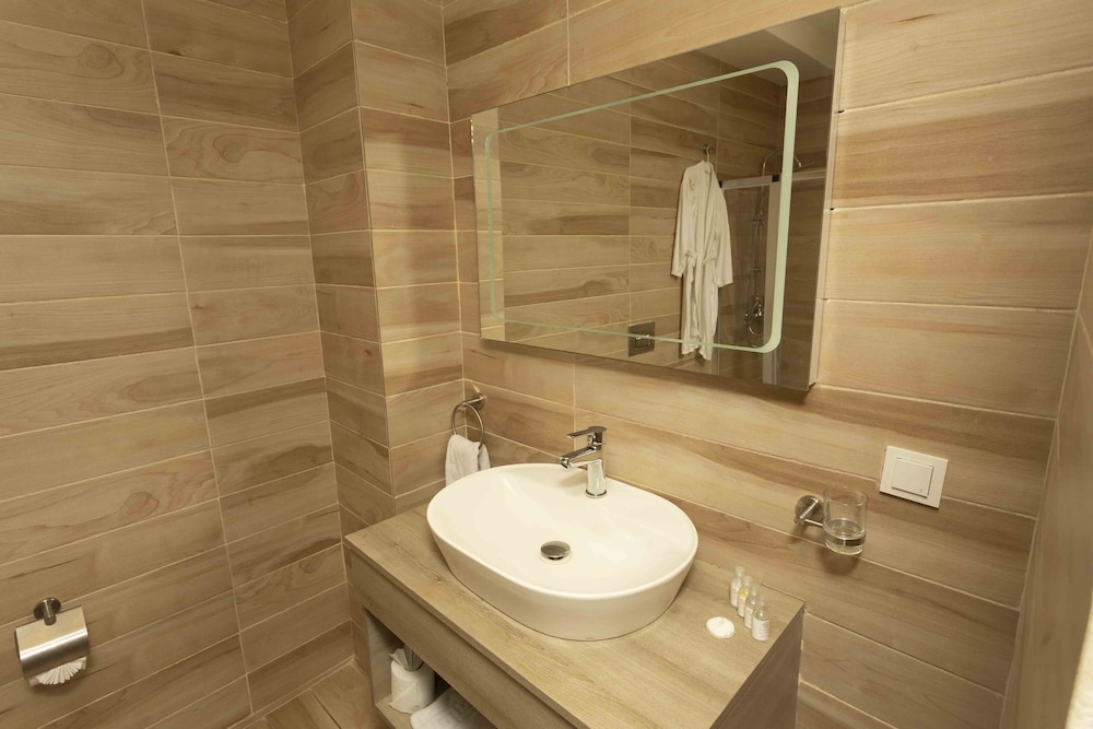 San Marino Hotel Apartment 43/50