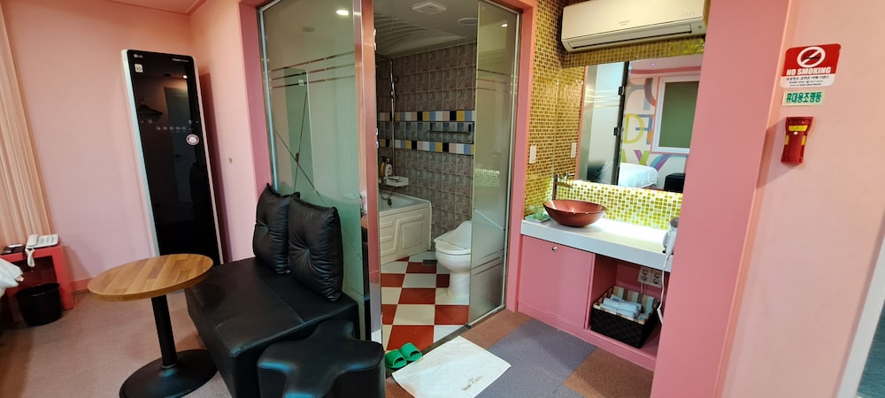 Show Motel Yangsan 33/50