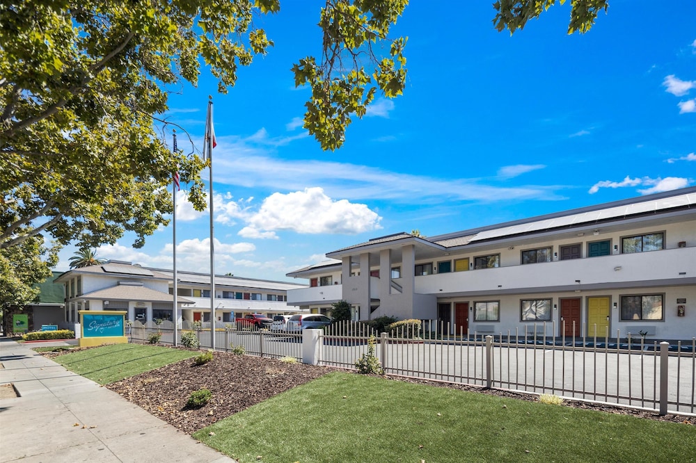 Signature Inn San Jose 49/58