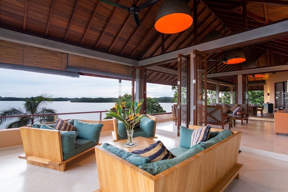 Sea Heart House On Koggala Lake 32/50