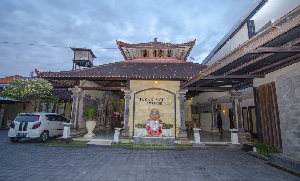 Taman Sari Cottages 2 10/49