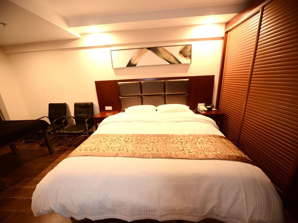 GreenTree Inn Xuancheng Ningguo City East Ningyang Road RT Mart Express Hotel 8/25
