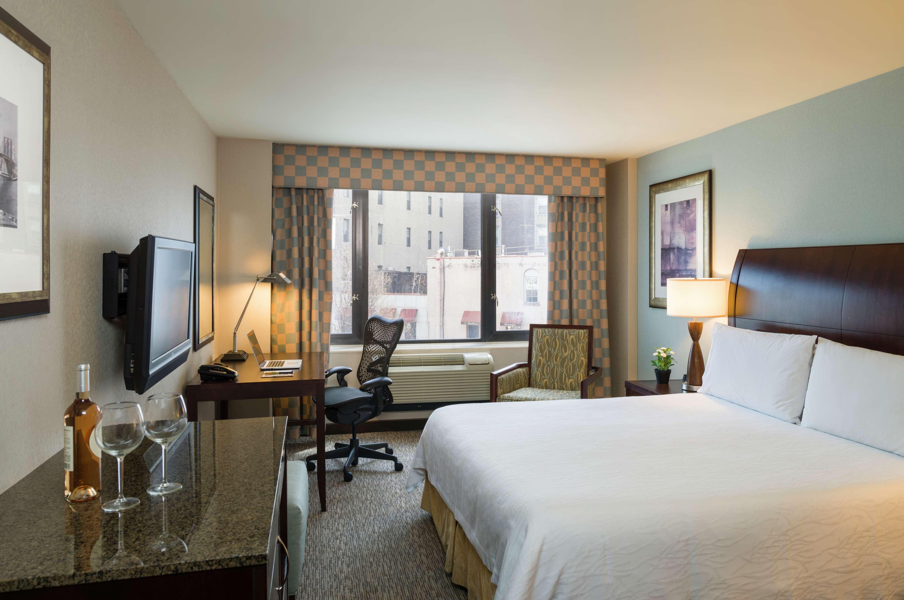 PREMIUM, KING BED