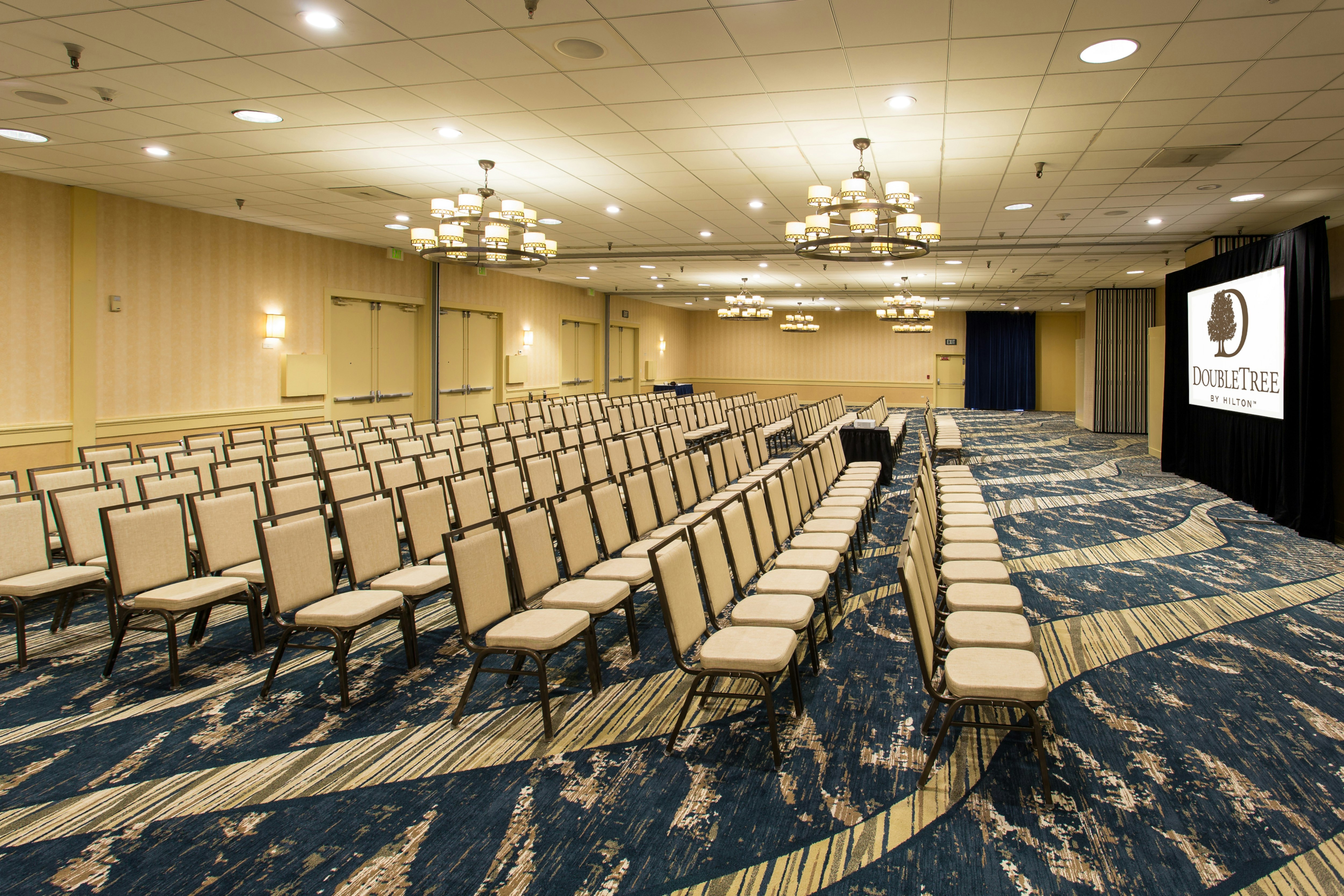DoubleTree by Hilton Hotel Berkeley Marina 73/83