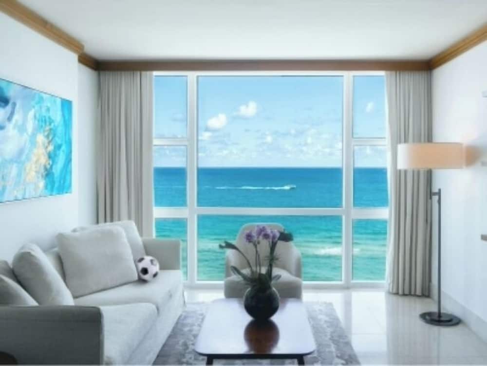 Carillon Miami Wellness Resort 28/44