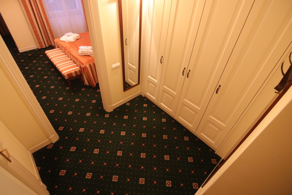 Humboldt Park Hotel Spa 35/60