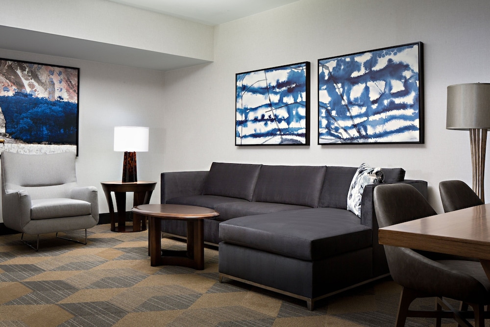 Sheraton Dallas Hotel 36/70